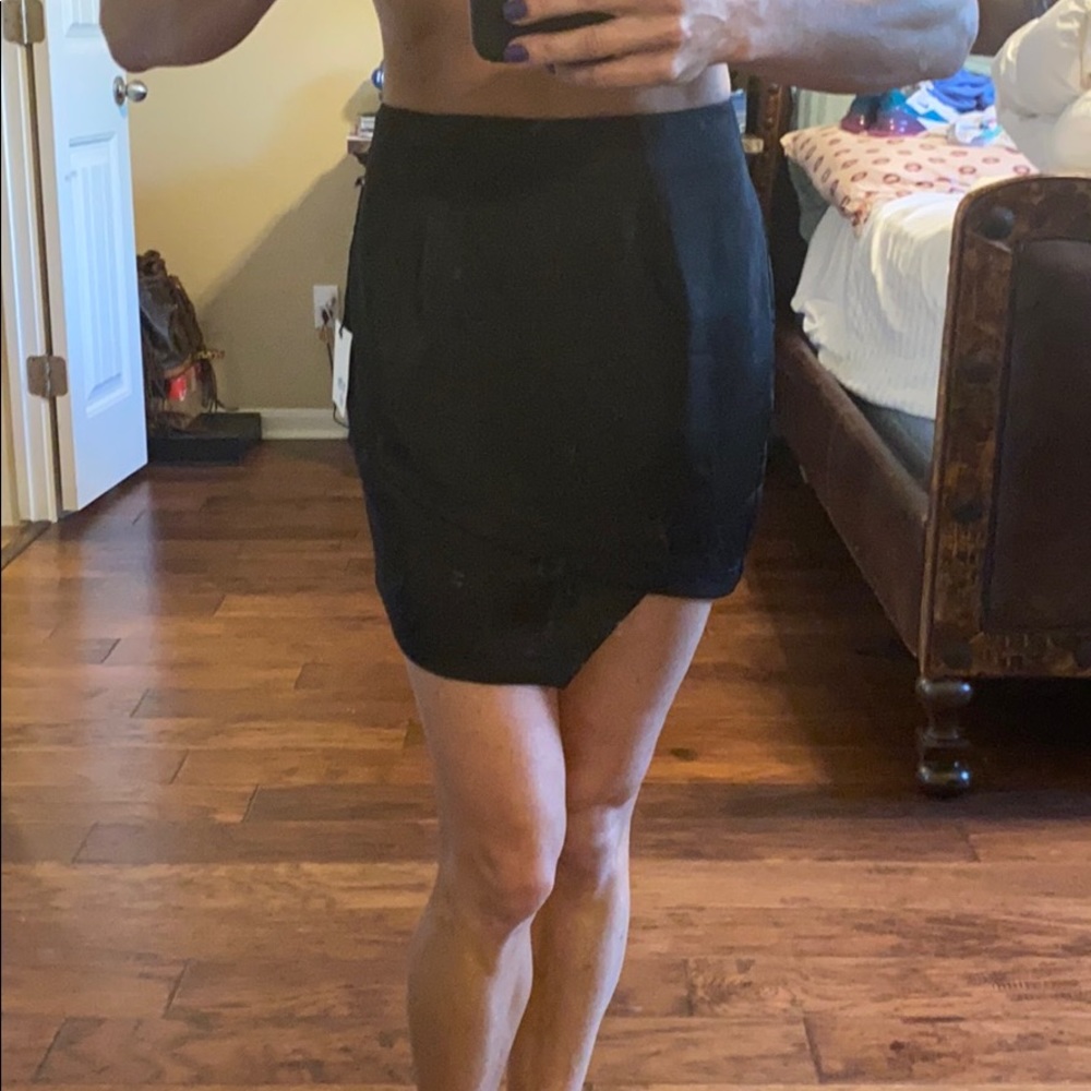 XS by the way black mini skirt